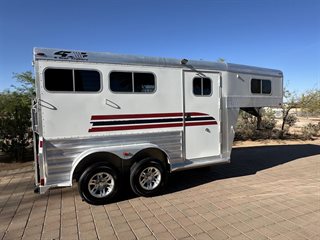 Used Horse Trailer
