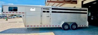 Used Horse Trailer