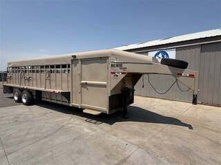 Used Horse Trailer
