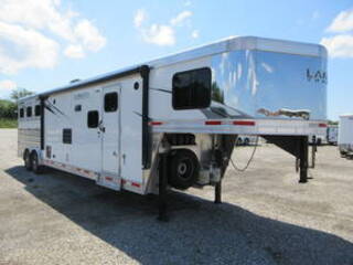 Used Horse Trailer