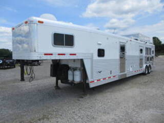 Used Horse Trailer