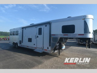 New Horse Trailer