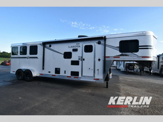 New Horse Trailer