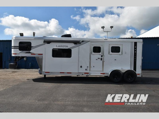 New Horse Trailer