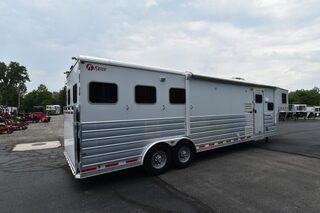Used Horse Trailer