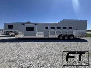 New Horse Trailer