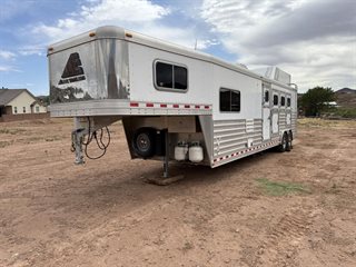 Used Horse Trailer