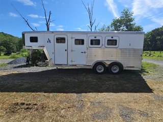 Used Horse Trailer