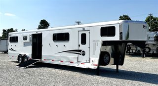 New Horse Trailer