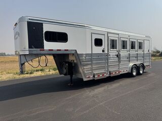 Used Horse Trailer