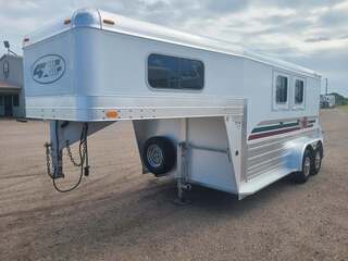 Used Horse Trailer