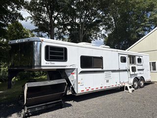 Used Horse Trailer