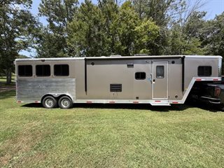 Used Horse Trailer