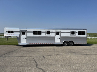 New Horse Trailer