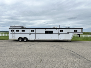 Used Horse Trailer