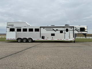New Horse Trailer