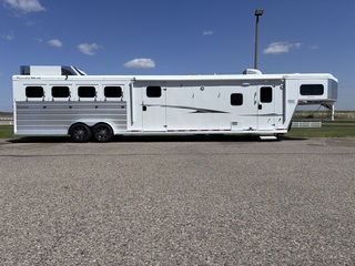 Used Horse Trailer