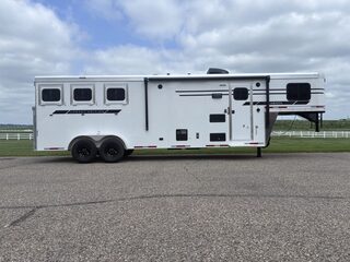 New Horse Trailer
