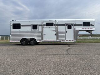 New Horse Trailer