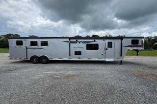 New Horse Trailer