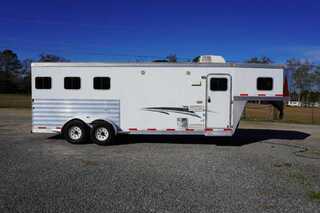 Used Horse Trailer