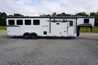 New Horse Trailer