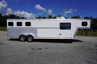 Used Horse Trailer