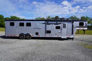 New Horse Trailer
