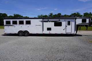 New Horse Trailer