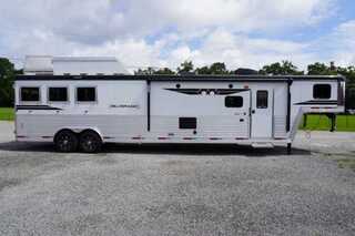 New Horse Trailer