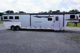 New Horse Trailer