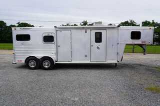 Used Horse Trailer