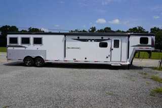 New Horse Trailer