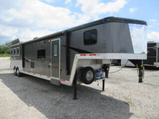 Used Horse Trailer