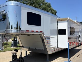 New Horse Trailer