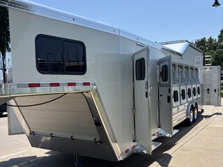 New Horse Trailer