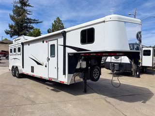 Used Horse Trailer
