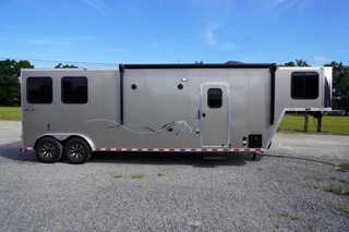 New Horse Trailer