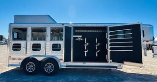 New Horse Trailer