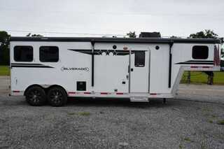 New Horse Trailer