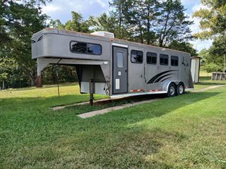 Used Horse Trailer