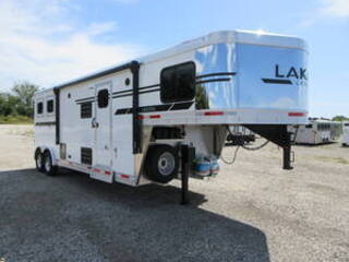 New Horse Trailer