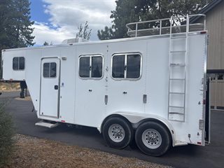 Used Horse Trailer
