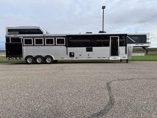 Used Horse Trailer