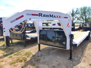 New Cargo Enclosed