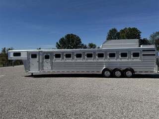 New Horse Trailer