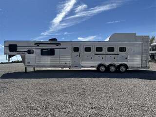 New Horse Trailer