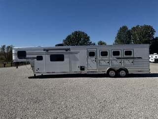 New Horse Trailer