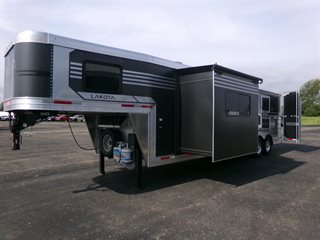 New Horse Trailer
