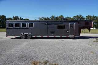 New Horse Trailer